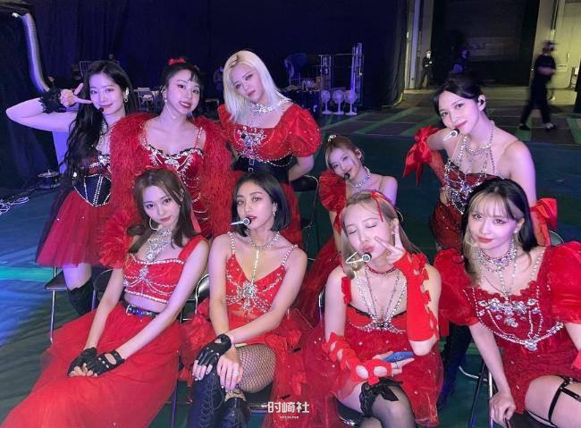 TWICE以「ONCE和TWICE之间的故事」爲内容:表达与粉丝深厚情感纽带 TWICE以「ONCE和TWICE之间的故事」爲内容:表达与粉丝深厚情感纽带