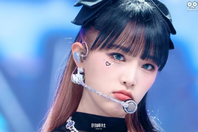 Choi Yena崔叡娜哪年SOLO出道?官方粉丝名称叫什么?媒体评价如何? Choi Yena崔叡娜哪年SOLO出道?官方粉丝名称叫什么?媒体评价如何?