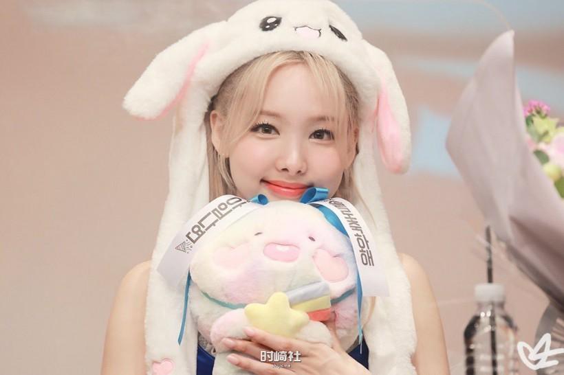 IM NAYEON林娜琏是哪个女团成员转型成功?她哪年发行个人首张专辑? IM NAYEON林娜琏是哪个女团成员转型成功?她哪年发行个人首张专辑?