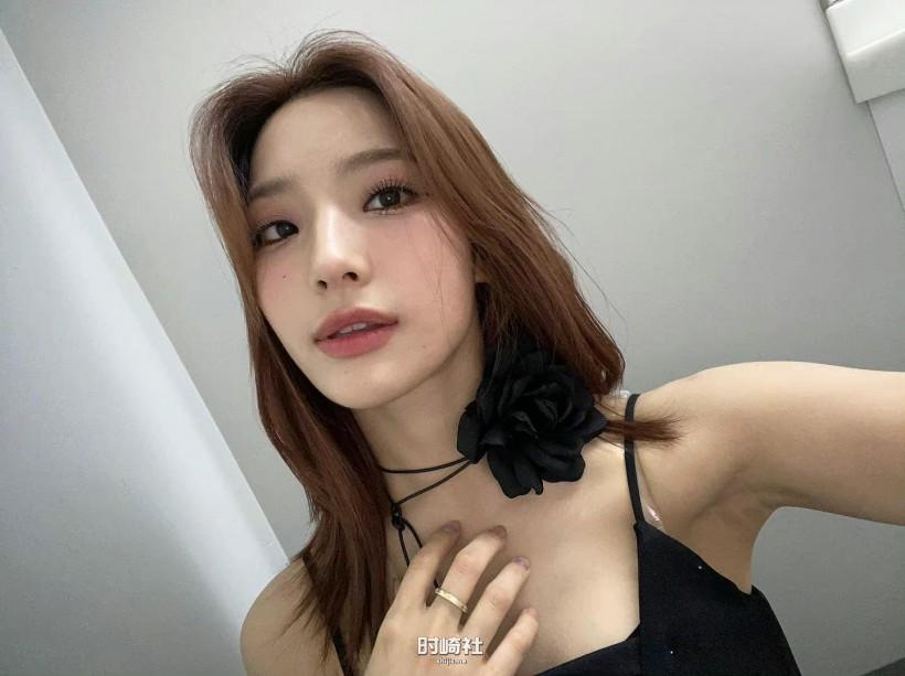Lee Sae Rom李赛纶隶属哪个女团成员?为何说她像行走的画报散发魅力? Lee Sae Rom李赛纶隶属哪个女团成员?为何说她像行走的画报散发魅力?