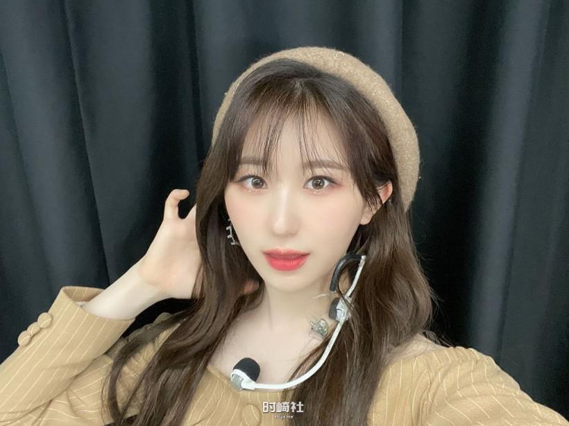 Lee Chae Yeon李彩演是哪个女团成员转型成功?有着怎样利落干净舞蹈? Lee Chae Yeon李彩演是哪个女团成员转型成功?有着怎样利落干净舞蹈?