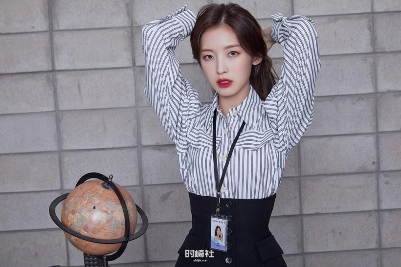 Ye-won Choi崔乂园隶属哪个女团成员?她在何时以网络剧首次挑战演技? Ye-won Choi崔乂园隶属哪个女团成员?她在何时以网络剧首次挑战演技?