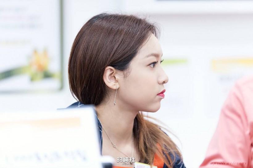 Yang Ye Na梁睿娜隶属哪个女团成员?凭借怎样妖精美貌让粉丝心动不已? Yang Ye Na梁睿娜隶属哪个女团成员?凭借怎样妖精美貌让粉丝心动不已?