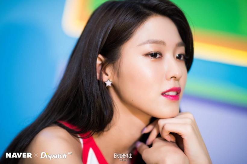 Kim Seol Hyun金雪炫是哪个女团成员转型成功?拥有一双怎样逆天长腿? Kim Seol Hyun金雪炫是哪个女团成员转型成功?拥有一双怎样逆天长腿?