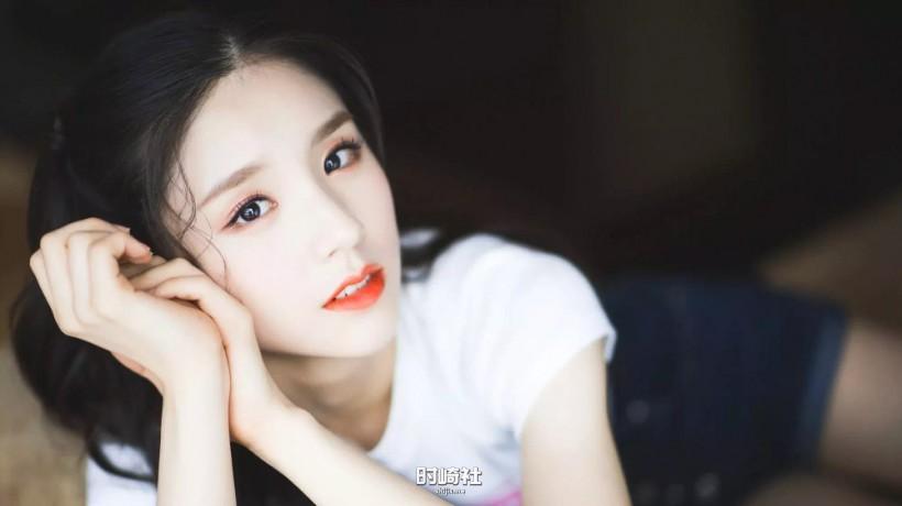Hee Jin田姬振作为哪个女团首位成员亮相?展现怎样魅力吸引观众视线? Hee Jin田姬振作为哪个女团首位成员亮相?展现怎样魅力吸引观众视线?