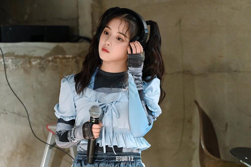 Kim Jiwoo金智佑隶属哪个女团成员?她展现出怎样强烈能量和饱满动力? Kim Jiwoo金智佑隶属哪个女团成员?她展现出怎样强烈能量和饱满动力?