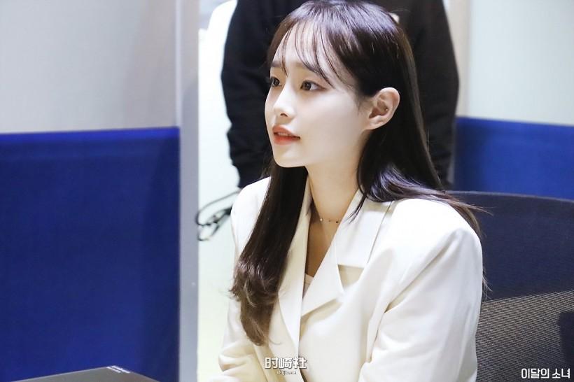 Kim Jiwoo金智雨隶属哪个女团成员?凭借怎样灿烂微笑散发特有的可爱? Kim Jiwoo金智雨隶属哪个女团成员?凭借怎样灿烂微笑散发特有的可爱?