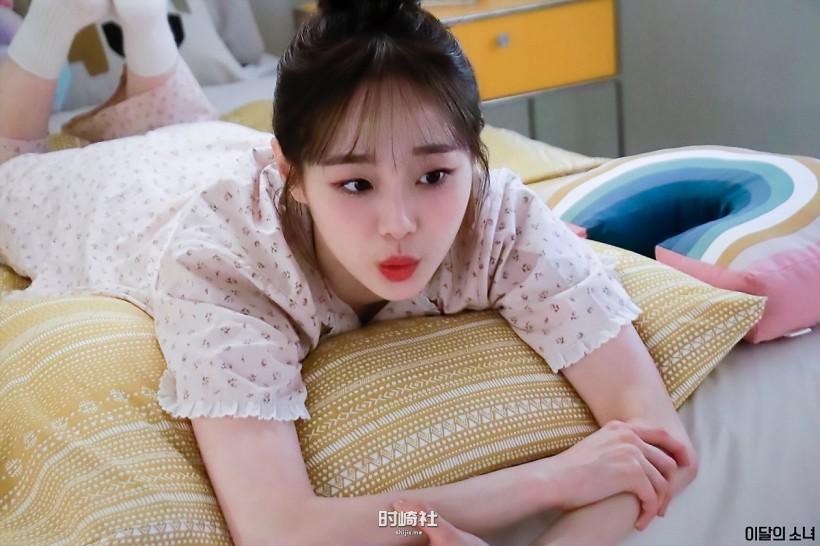 Kim Jiwoo金智雨隶属哪个女团成员?凭借怎样灿烂微笑散发特有的可爱? Kim Jiwoo金智雨隶属哪个女团成员?凭借怎样灿烂微笑散发特有的可爱?