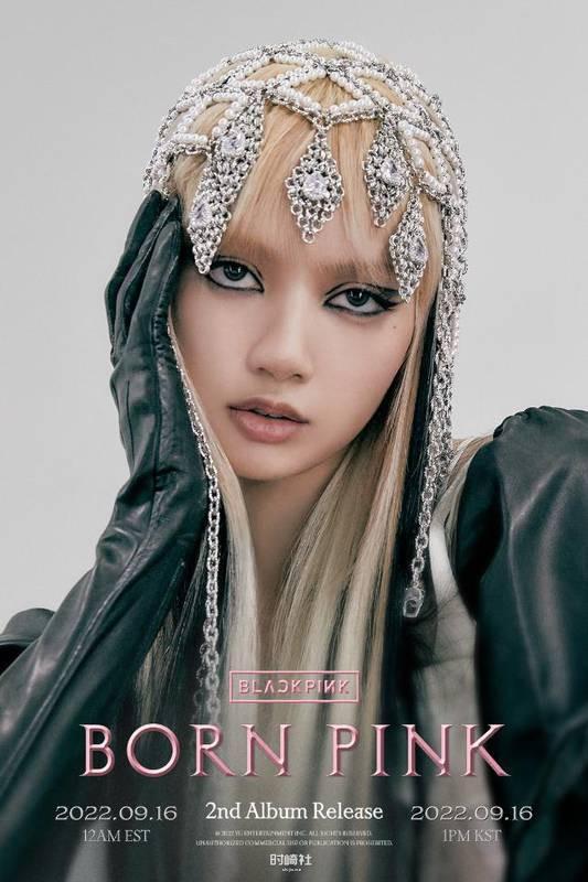 BLACKPINK释出全新主打歌回归首波预告:背景中出现过往经典热门曲名 BLACKPINK释出全新主打歌回归首波预告:背景中出现过往经典热门曲名