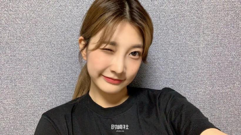 Kim Minseo金珉暑隶属哪个女团成员?她以怎样可爱笑容俘获粉丝的心? Kim Minseo金珉暑隶属哪个女团成员?她以怎样可爱笑容俘获粉丝的心?