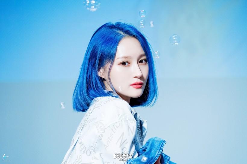 Lee Siyeon李始娟隶属哪个女团成员?她作为主唱拥有怎样迷人质感嗓音? Lee Siyeon李始娟隶属哪个女团成员?她作为主唱拥有怎样迷人质感嗓音?
