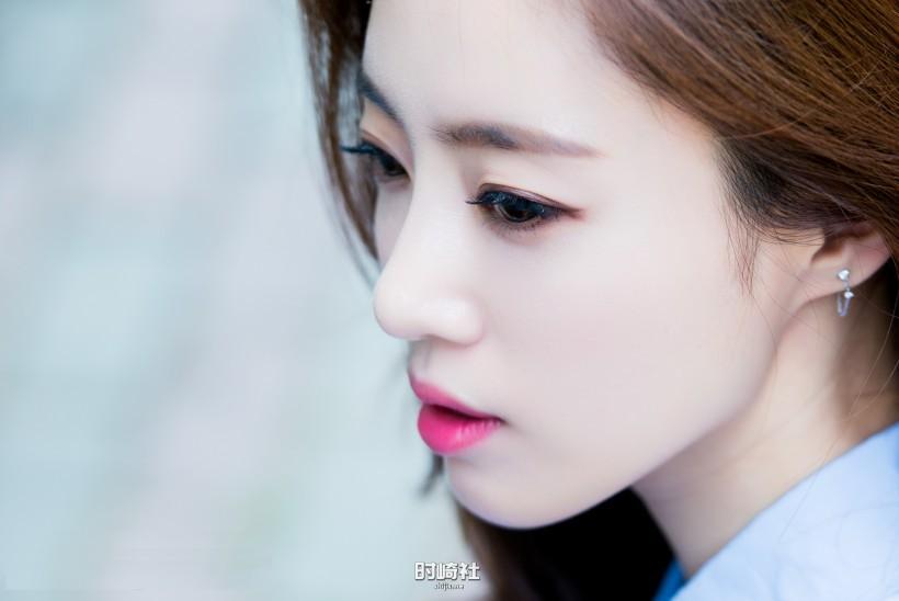 Eun-jeong Ham咸恩静隶属哪个女团成员？怎样帅气容颜突破甜美模样？