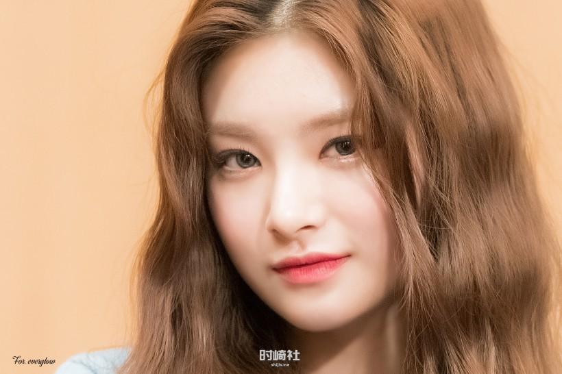 Yiren Wang王怡人隶属哪个女团成员?凭借怎样实力让人看到成熟自信? Yiren Wang王怡人隶属哪个女团成员?凭借怎样实力让人看到成熟自信?