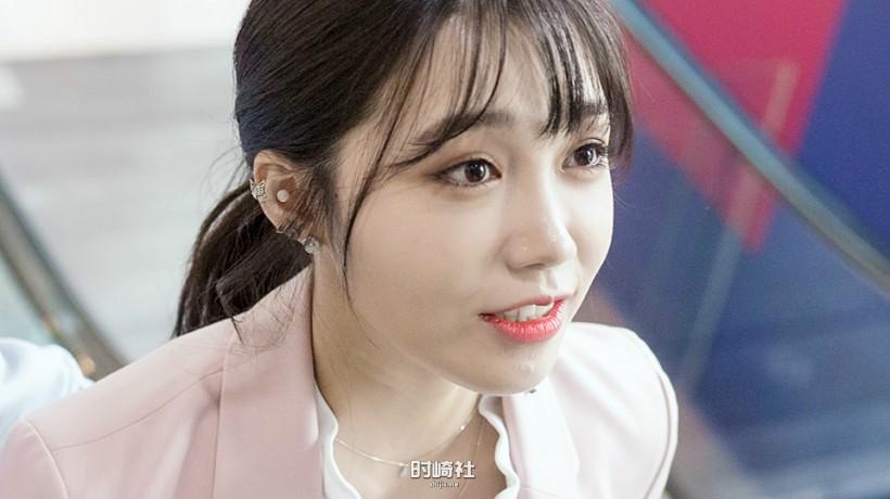 Jung Eun Ji郑恩地哪年SOLO出道?拥有怎样顶级唱功?哪年成为正式DJ? Jung Eun Ji郑恩地哪年SOLO出道?拥有怎样顶级唱功?哪年成为正式DJ?