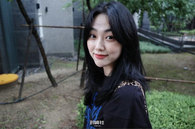 Mi-na Kang姜美娜隶属哪个女团成员?她展示怎样不俗唱功与舞蹈功底? Mi-na Kang姜美娜隶属哪个女团成员?她展示怎样不俗唱功与舞蹈功底?