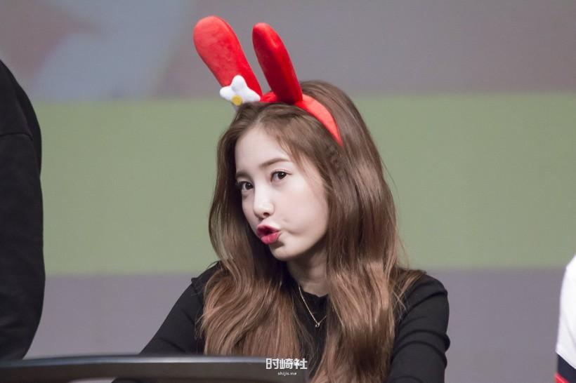Yoon Chae Kyung尹彩暻隶属哪个女团成员?她拥有怎样五官吸引目光? Yoon Chae Kyung尹彩暻隶属哪个女团成员?她拥有怎样五官吸引目光?