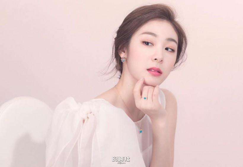 Kim Yuna金妍儿哪年首次参加国际比赛获奖?拥有怎样教科书动作规格? Kim Yuna金妍儿哪年首次参加国际比赛获奖?拥有怎样教科书动作规格?
