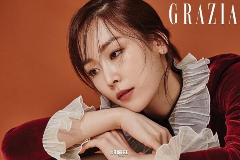 Seo Hyeon Ji徐玄振何时专注于戏剧演出?哪年获得演技大赏女子新人奖? Seo Hyeon Ji徐玄振何时专注于戏剧演出?哪年获得演技大赏女子新人奖?