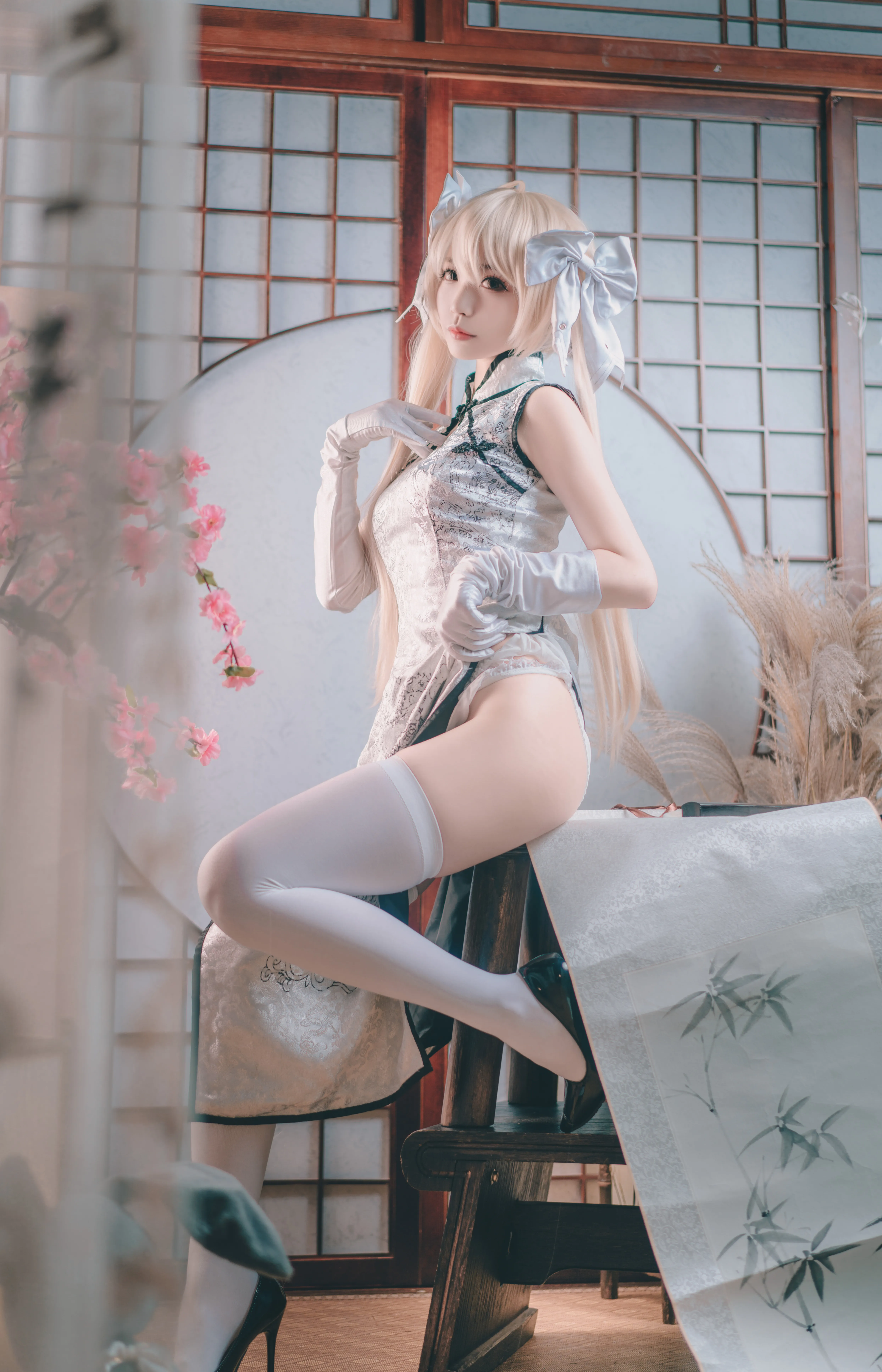 呆萌妹子写真图白易子教主-合集下载