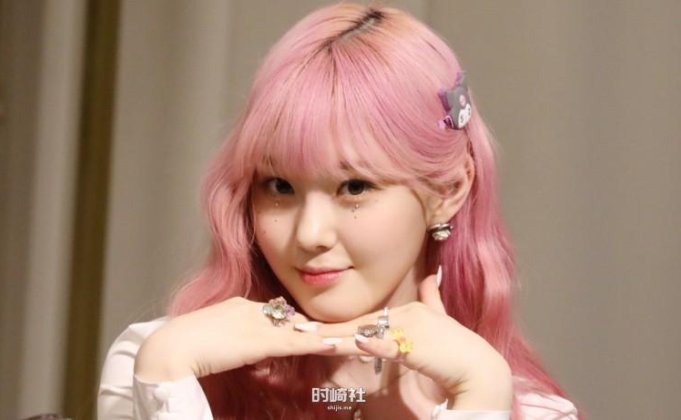 为何被评价像音仙女吸引眼球?Kim Chae Hyun金采炫隶属哪个女团成员?