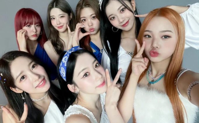 展现怎样现场实力和充满力量表演?CLASS:y完成课程女团哪年正式出道?